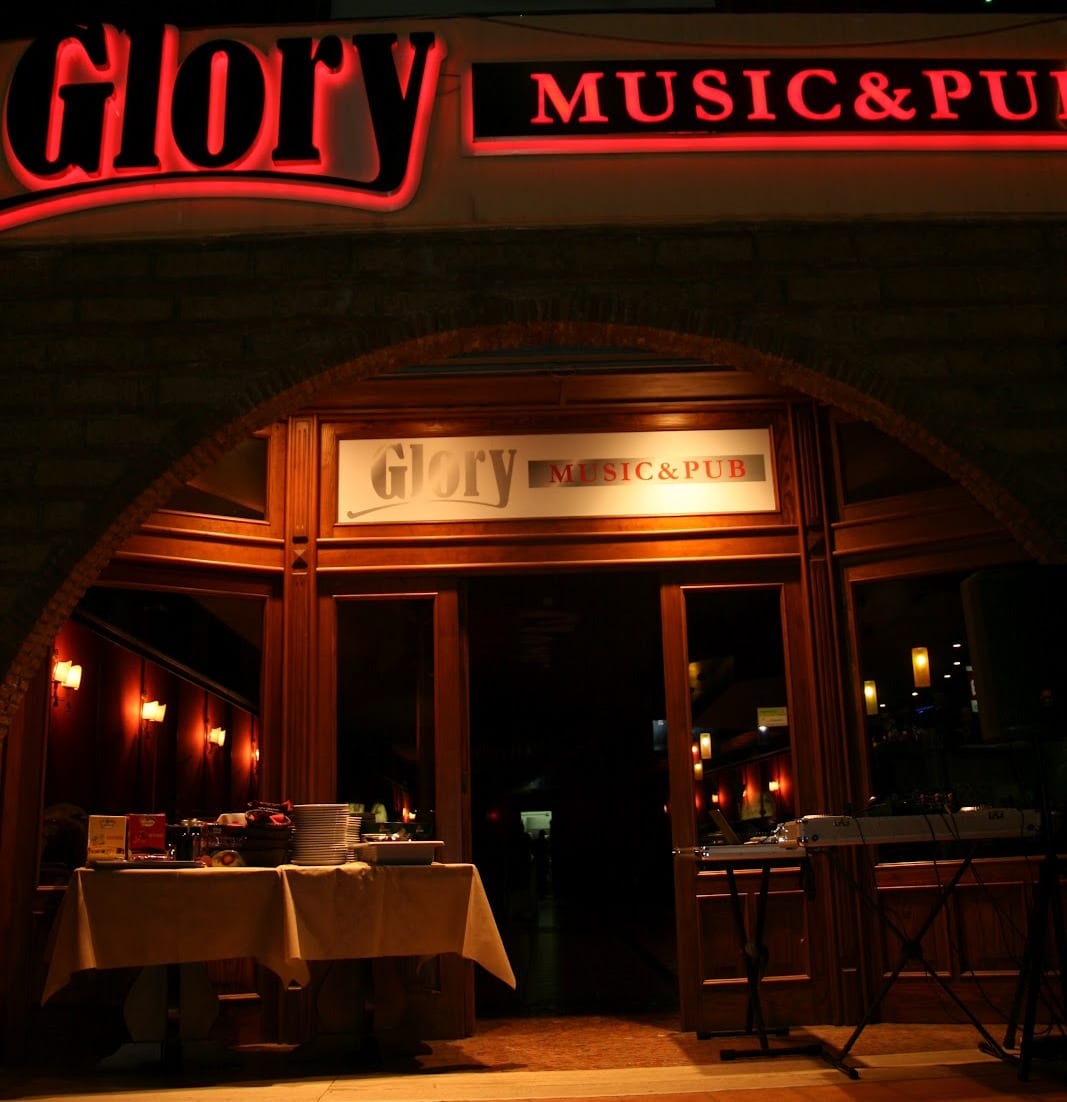 glory pub napoli